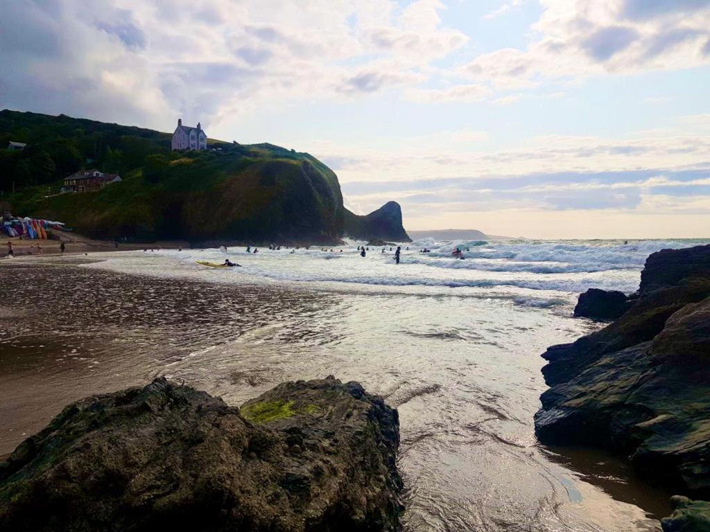 Wild Coastal Retreat At Troed Y Rhiw Aberporth, West Wales Villa Exterior foto