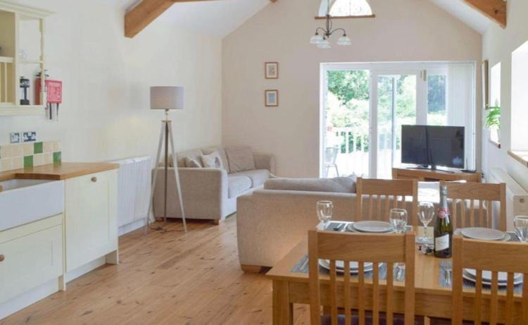 Wild Coastal Retreat At Troed Y Rhiw Aberporth, West Wales Villa Exterior foto